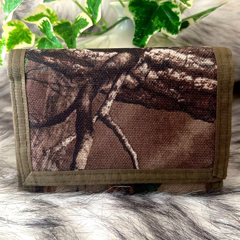Camo canvas, trifold, man, wallet